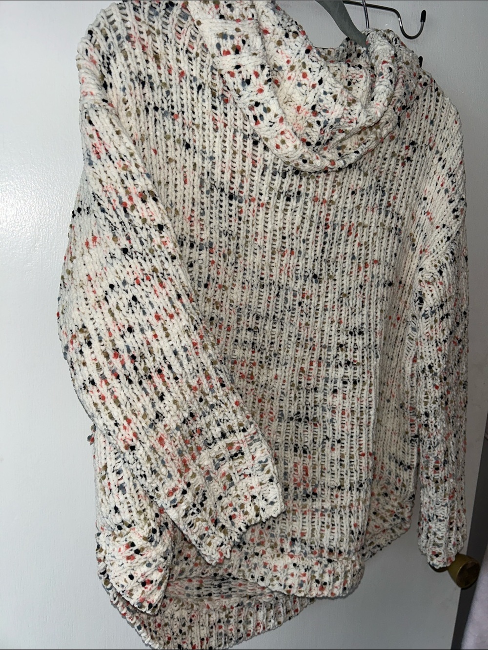 Beautiful Jessica Simpson Speckled Cowl Neck Knit Sweater Large